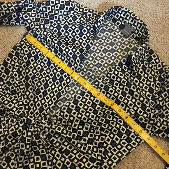 Ann Taylor Designer Ogee Print Tie Hem Dress Shirt - Picture 12 of 16